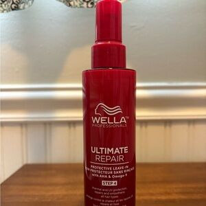Wella Ultimate Repair Leave In Spray